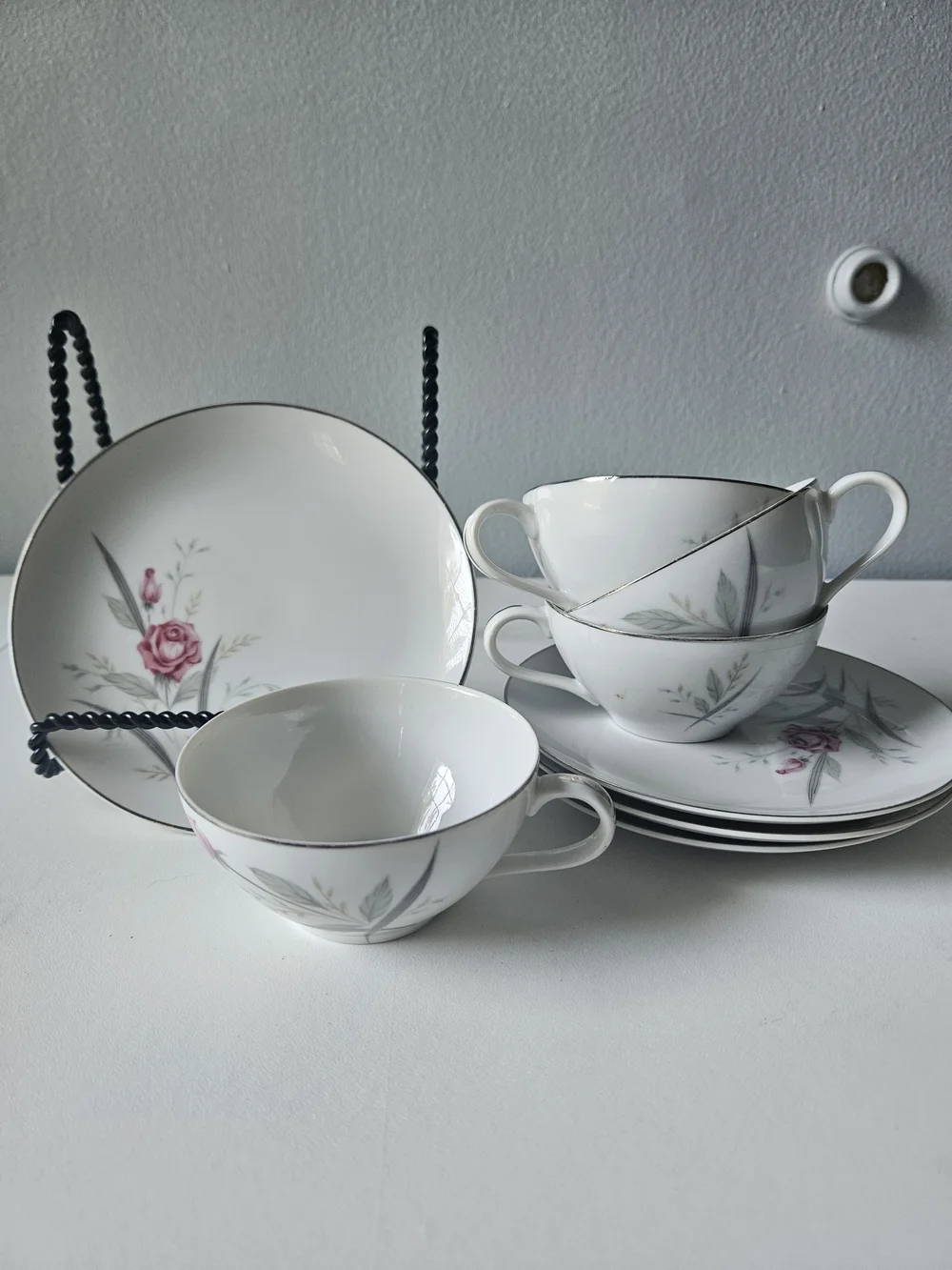 Vintage Windsor Rose Japan Porcelain Tea Cups & Saucers with  Silver Trim